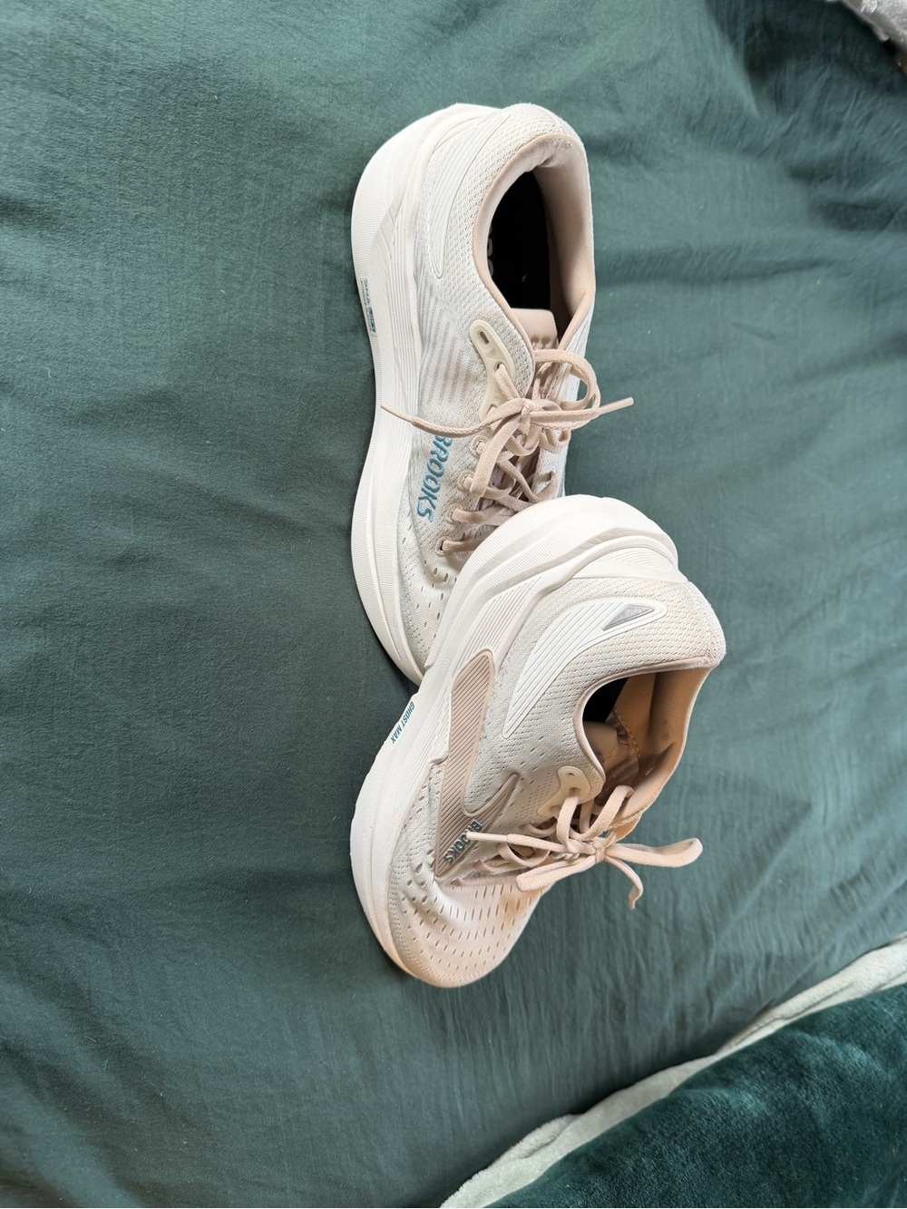 Women’s Brooks Women’s Athletic Running Shoes - Cream with Light Pink Accents